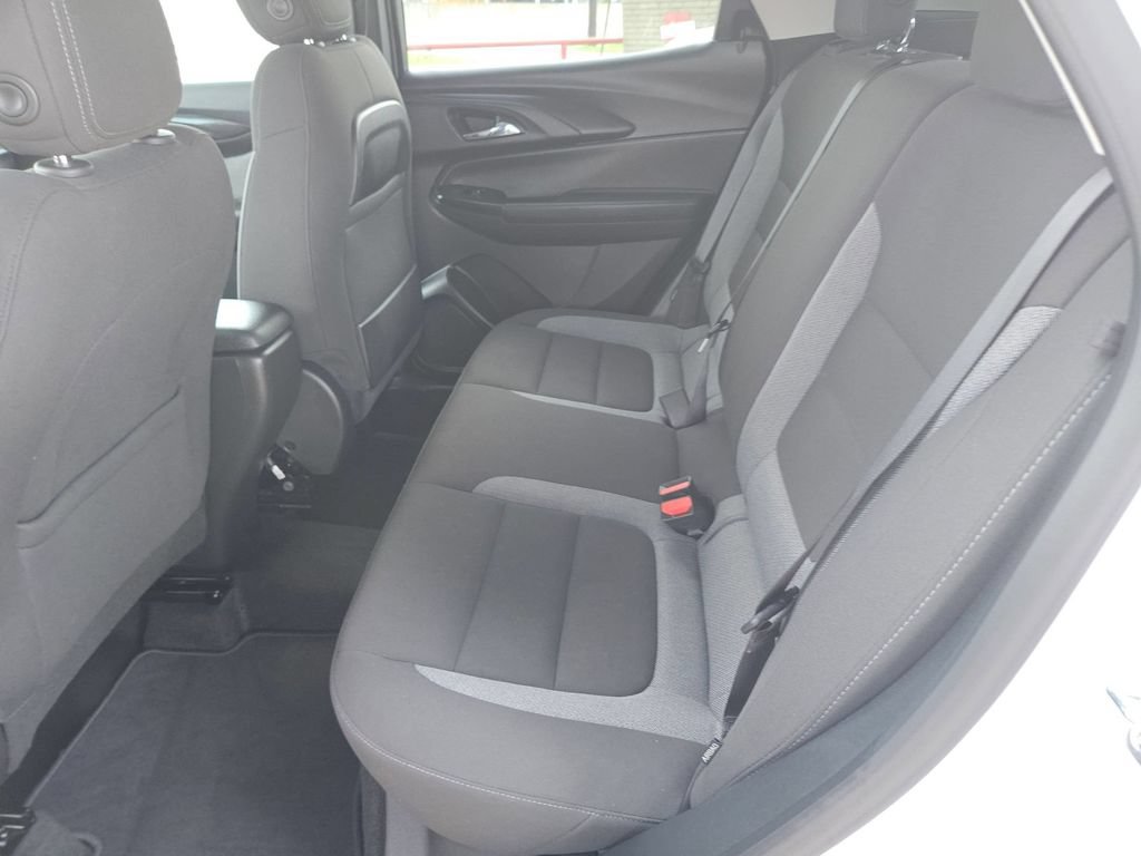 Used 2025 Chevrolet TrailBlazer LT AWD/4WD image 26
