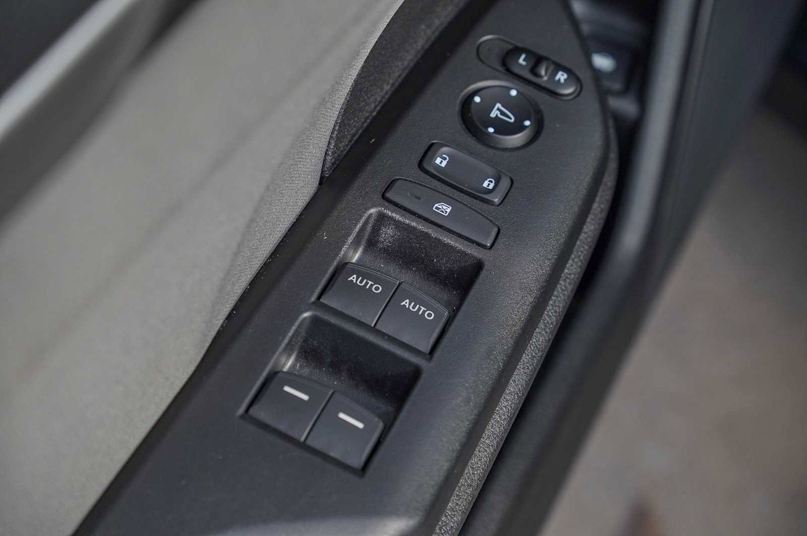 Used 2020 Honda Civic EX image 23