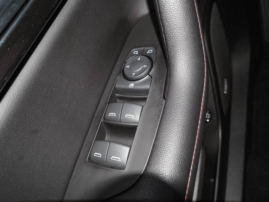 Certified 2023 Chevrolet Blazer RS w/ Driver Confidence II Package image 27