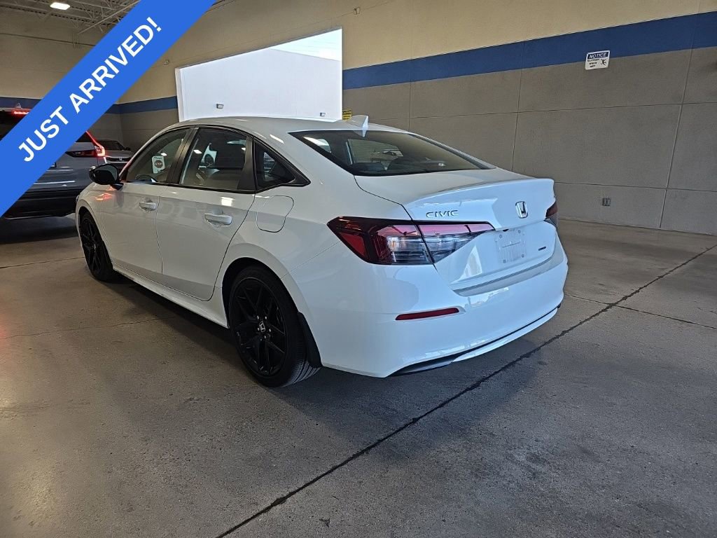 Used 2025 Honda Civic Sport image 4
