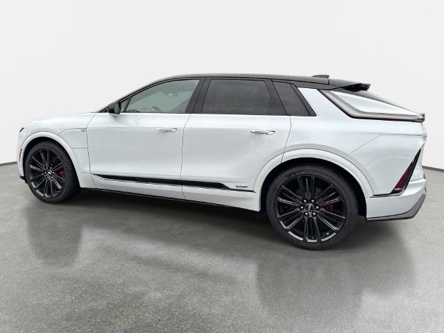 New 2026 Cadillac Lyriq V w/ LPO, Floor Liner Package AWD/4WD image 10