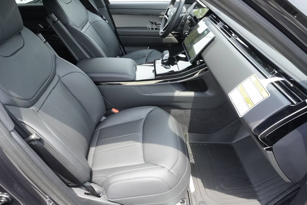 New 2026 Land Rover Range Rover Sport Dynamic SE AWD/4WD image 23