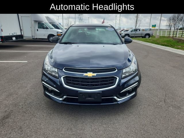 Used 2015 Chevrolet Cruze LT w/ Sun And Sound Package video 2