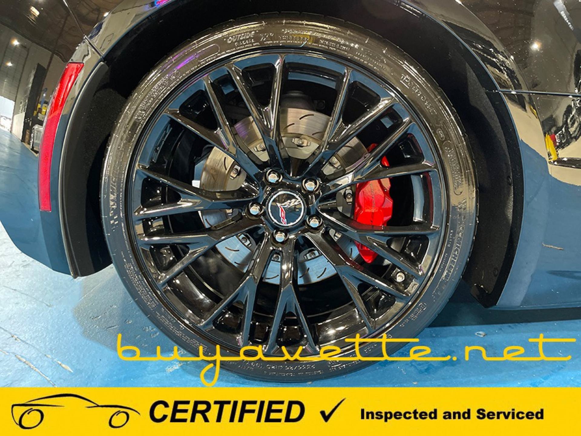 Used 2015 Chevrolet Corvette Z06 w/ 3LZ Preferred Equipment Group RWD image 11