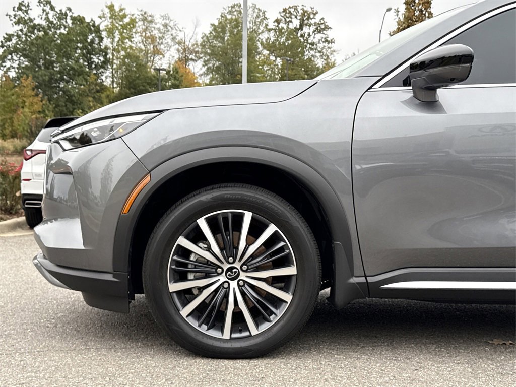 Used 2025 INFINITI QX60 Sensory w/ Vision Package image 6