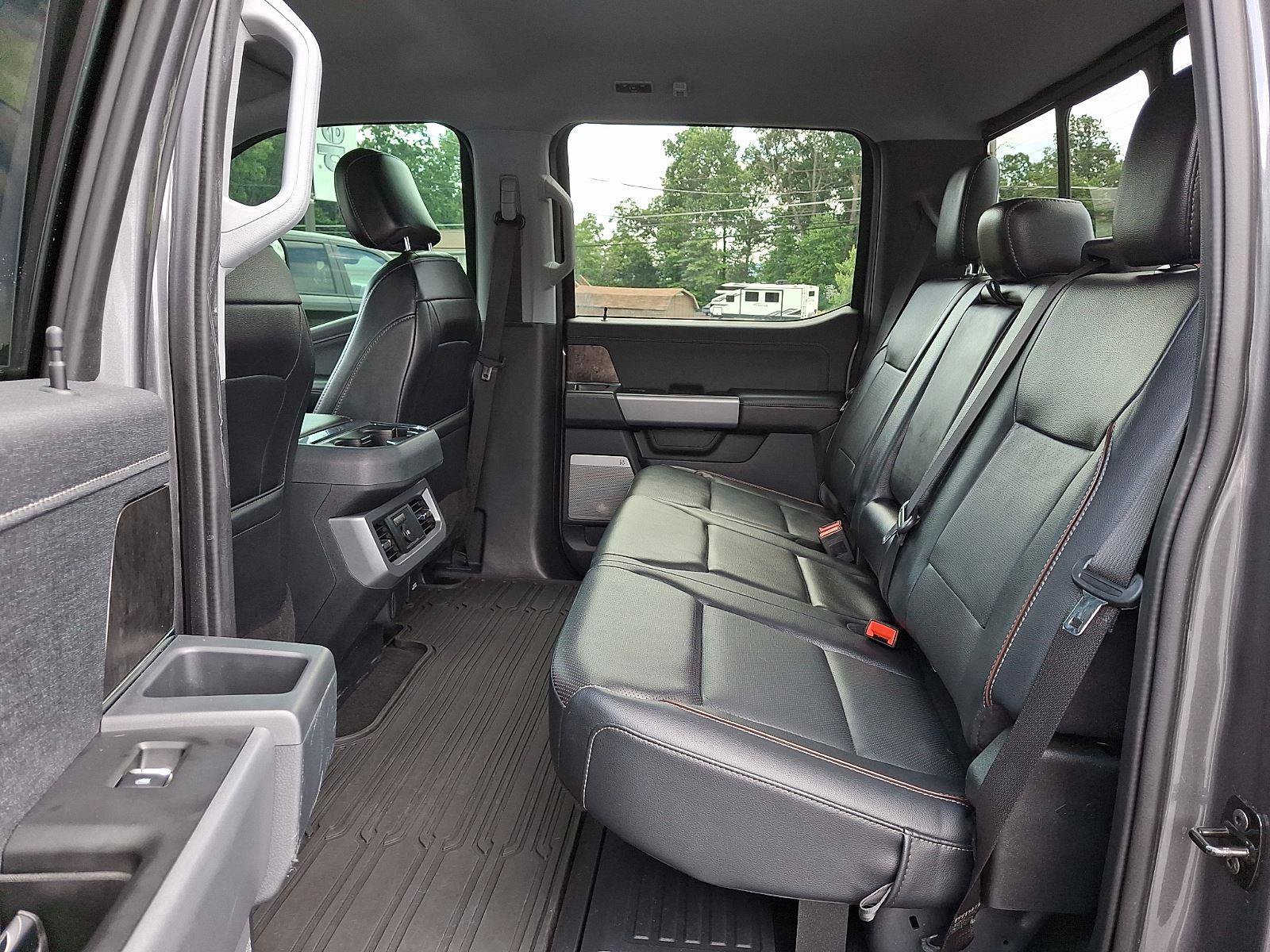 Used 2024 Ford F250 Lariat w/ Sport Appearance Package AWD/4WD image 11