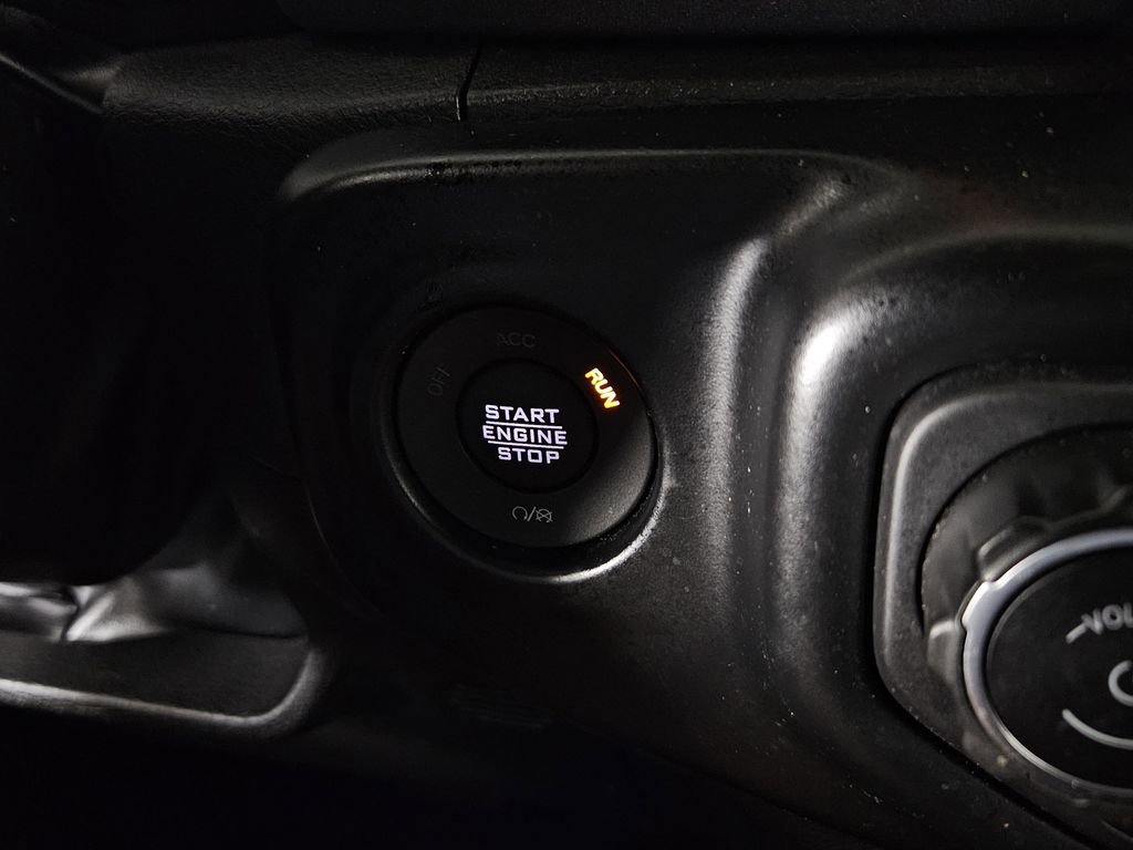 Used 2022 Jeep Gladiator Mojave w/ LED Lighting Group image 14