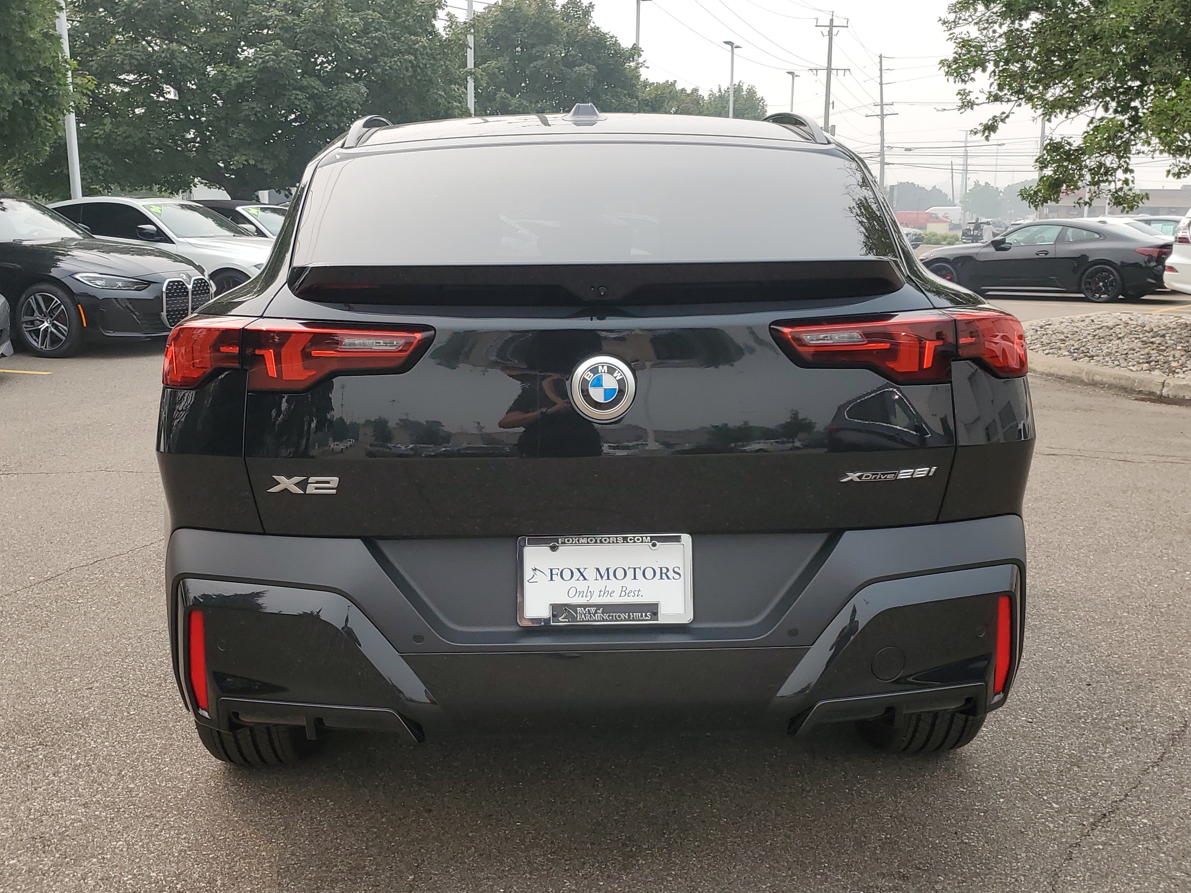 New 2026 BMW X2 xDrive28i w/ Technology Package AWD/4WD image 4