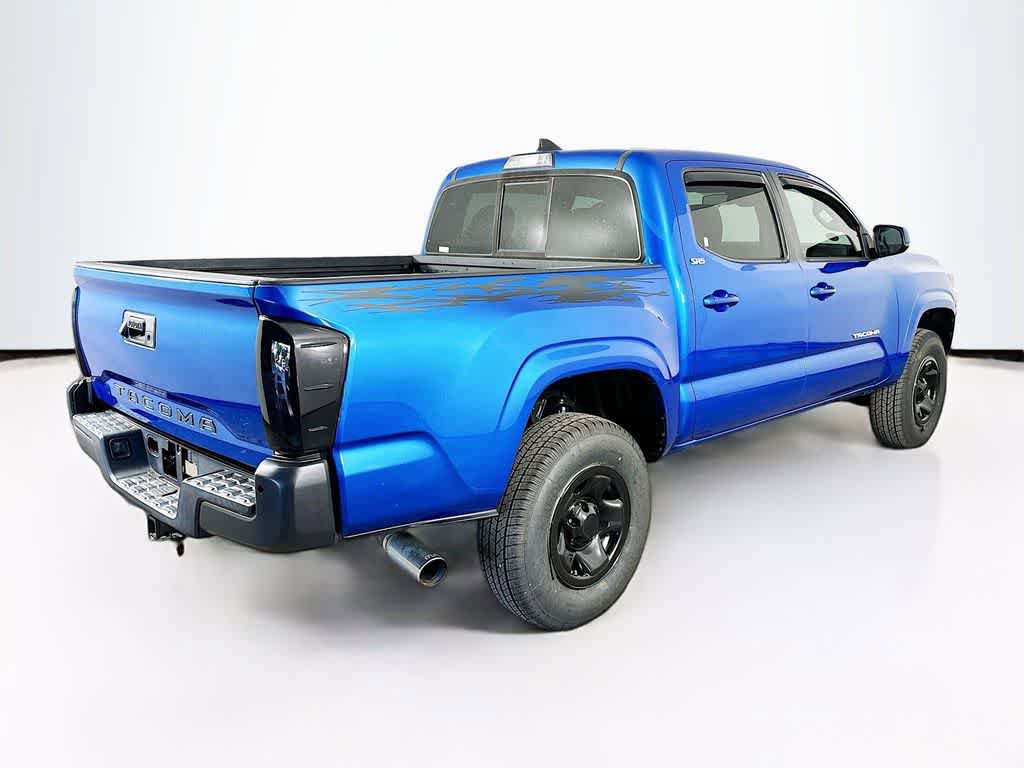 Used 2018 Toyota Tacoma SR5 RWD image 23