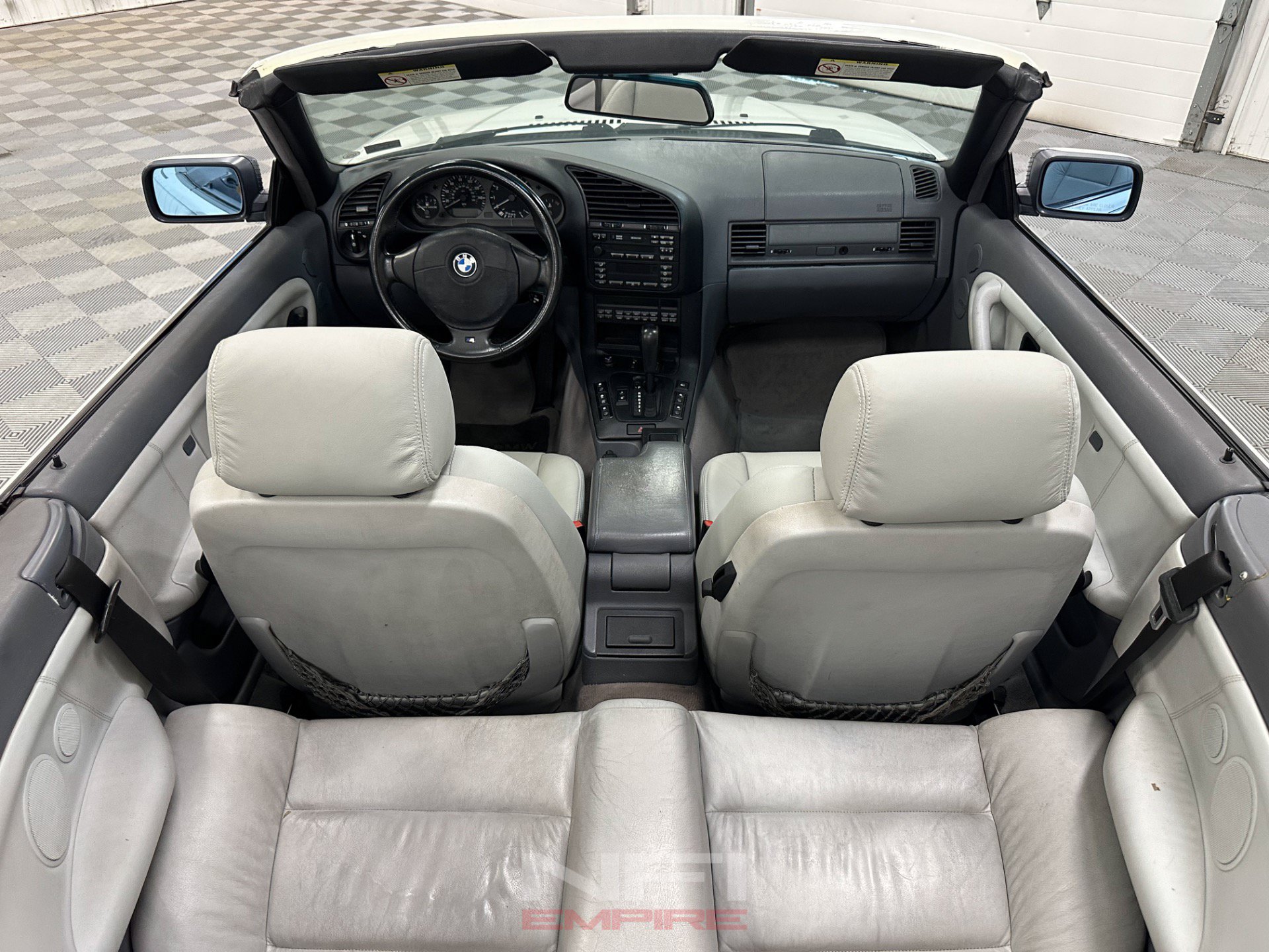 Used 1999 BMW 323i Convertible RWD image 32