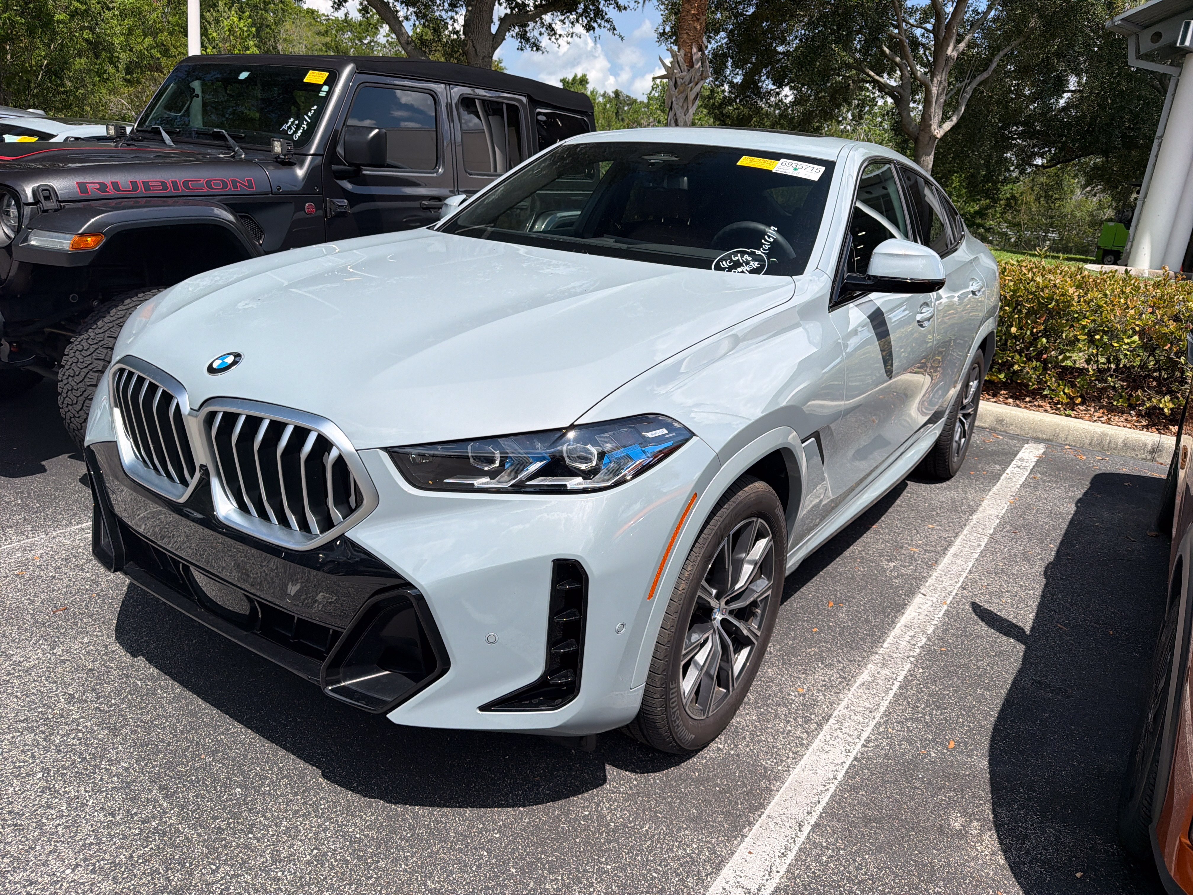 Used 2026 BMW X6 xDrive40i AWD/4WD image 4
