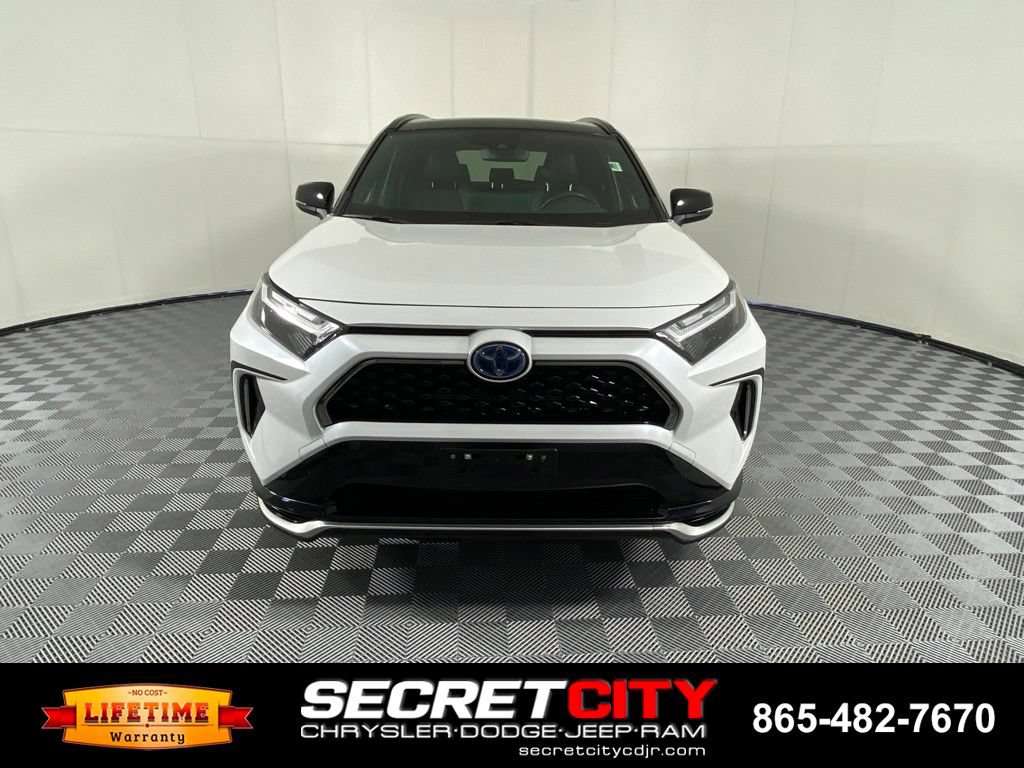 Used 2023 Toyota RAV4 XSE w/ Weather Package AWD/4WD image 2