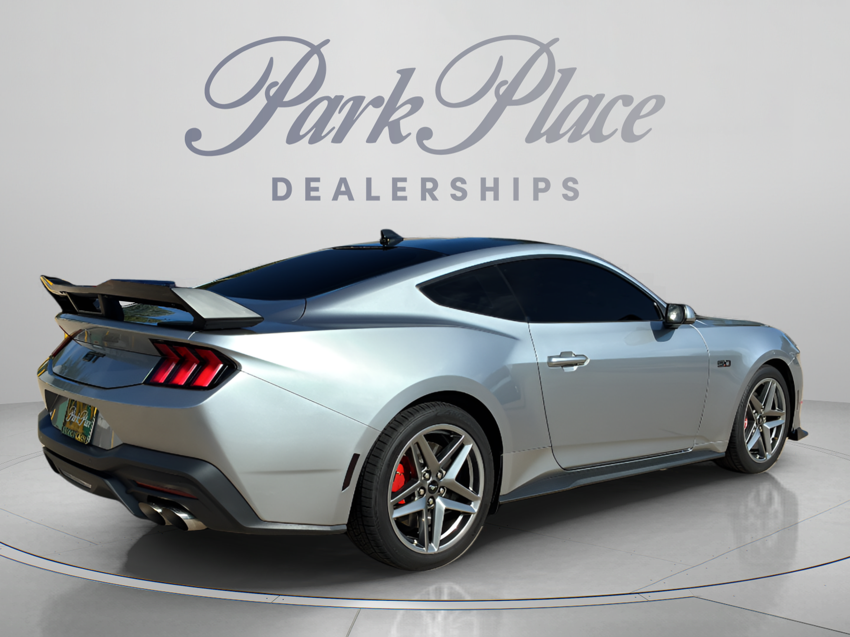 Used 2024 Ford Mustang GT RWD image 5