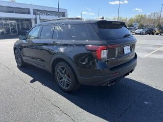 Used 2026 Ford Explorer ST w/ Sun And Sound Package image 7