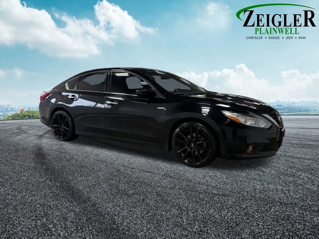 Used 2018 Nissan Altima 2.5 SV image 8