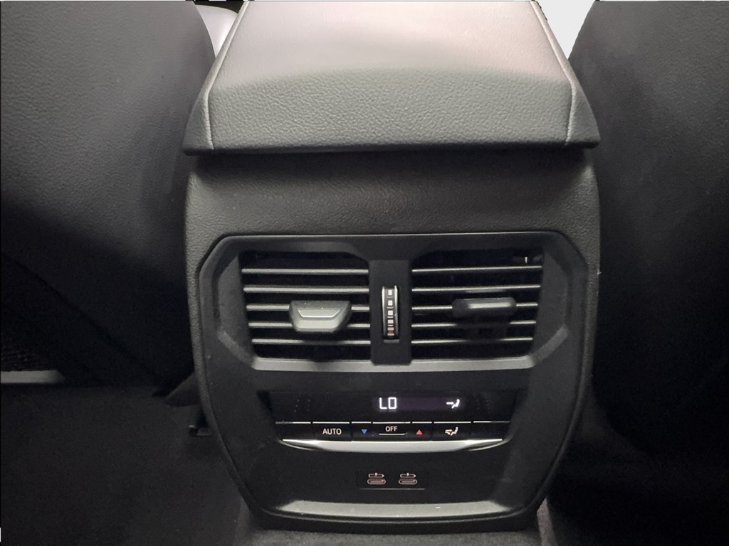 Used 2022 BMW 230i Coupe w/ Premium Package 2 RWD image 36