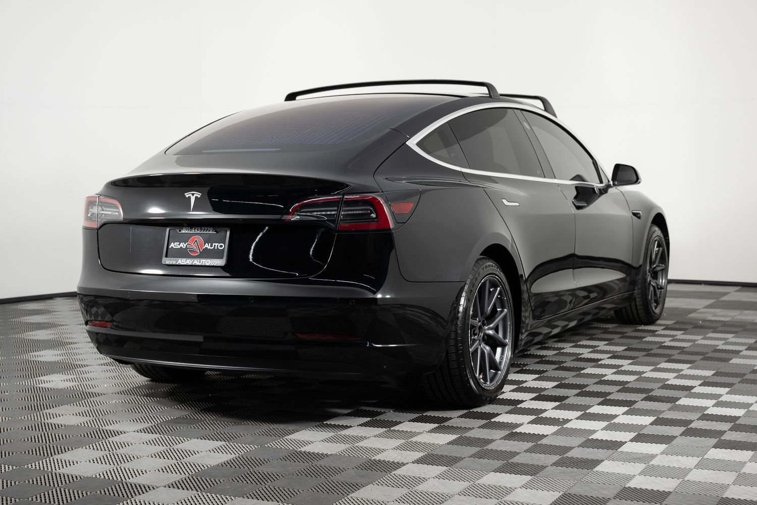 Used 2018 Tesla Model 3 Long Range image 7