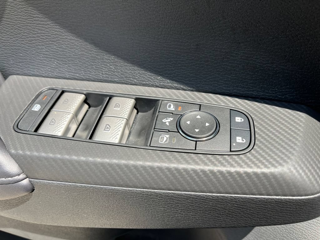 New 2026 Nissan Rogue SL AWD/4WD image 12