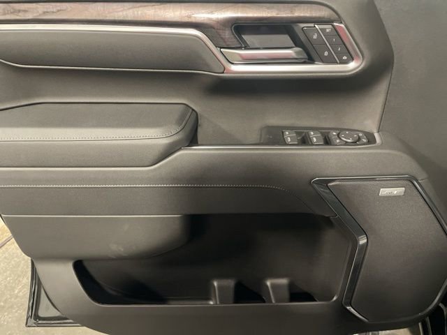 New 2026 Chevrolet Silverado 1500 LTZ w/ LTZ Premium Package AWD/4WD image 15