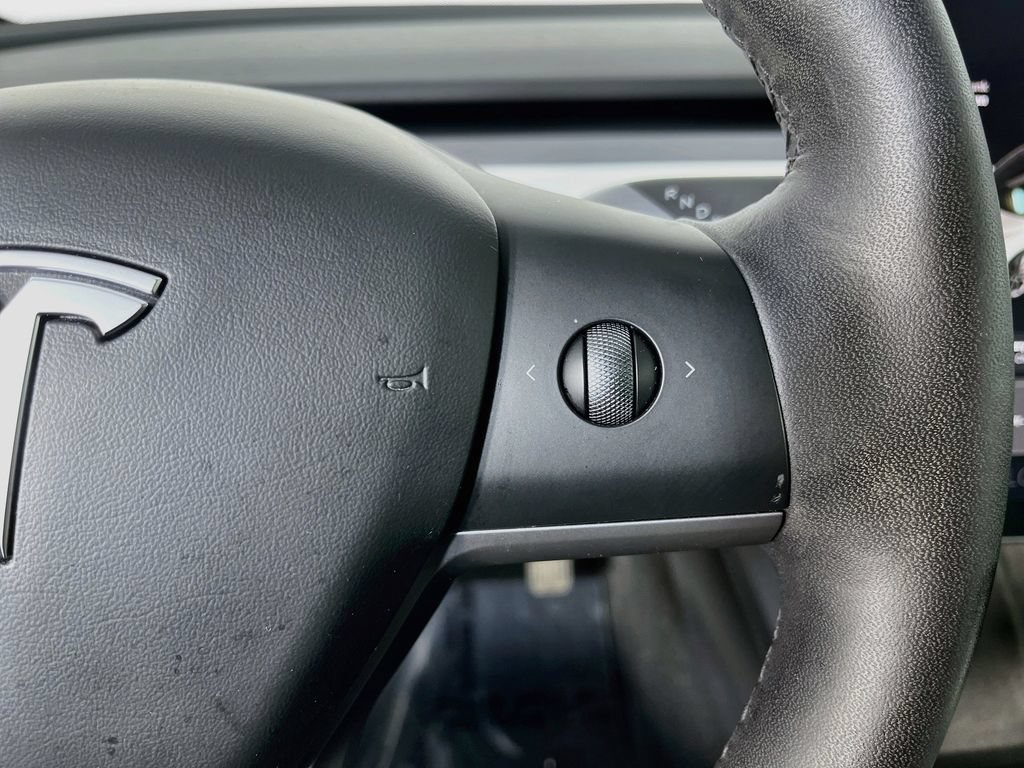 Used 2023 Tesla Model 3 Standard Range RWD image 15
