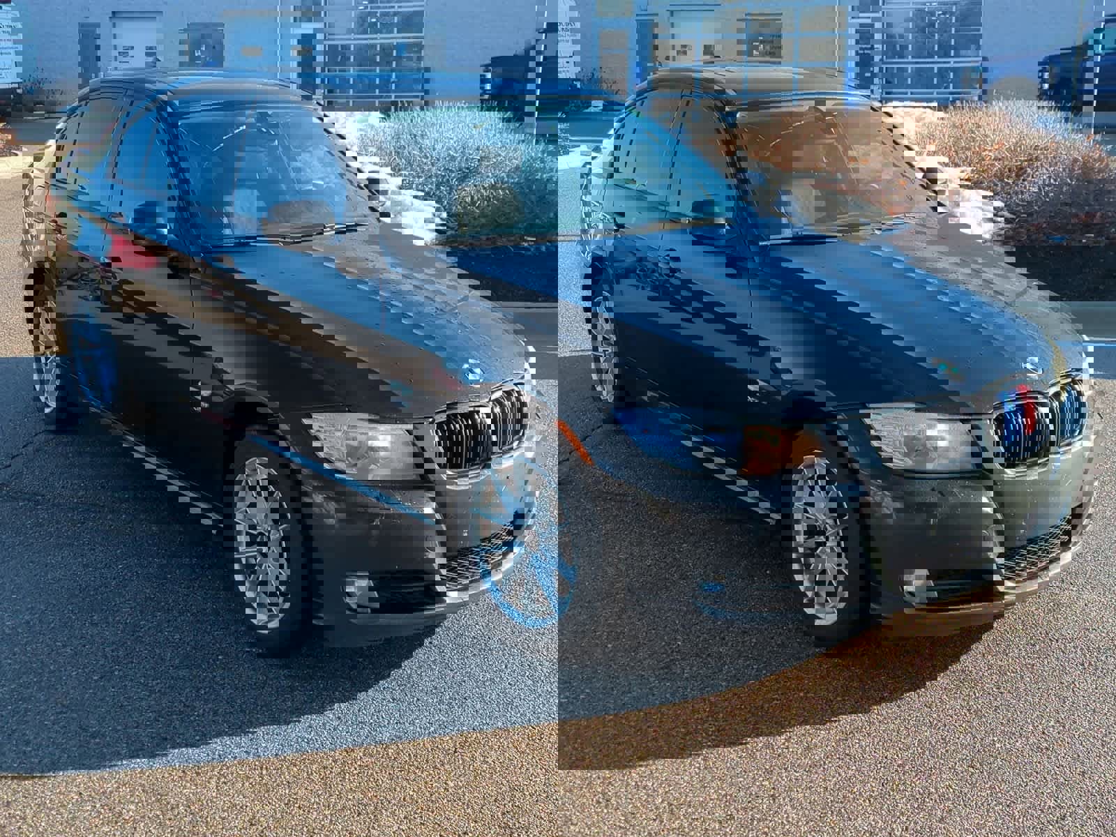 Used 2010 BMW 328i xDrive Sedan image 2