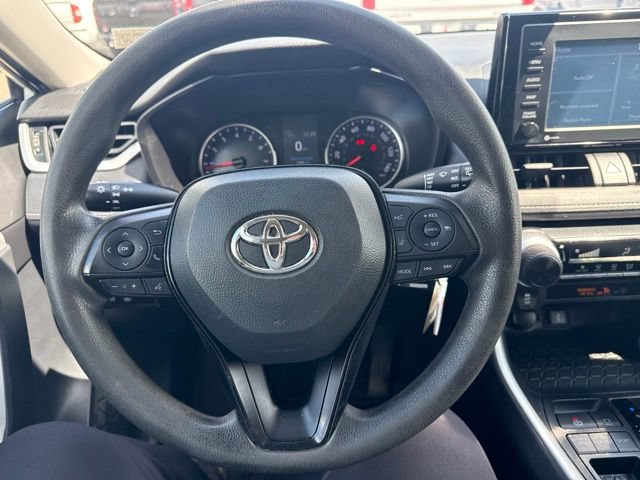 Used 2022 Toyota RAV4 LE w/ Carpet Mat Package (TMS) FWD image 21