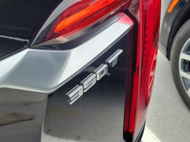 Certified 2023 Cadillac XT6 Luxury FWD image 8