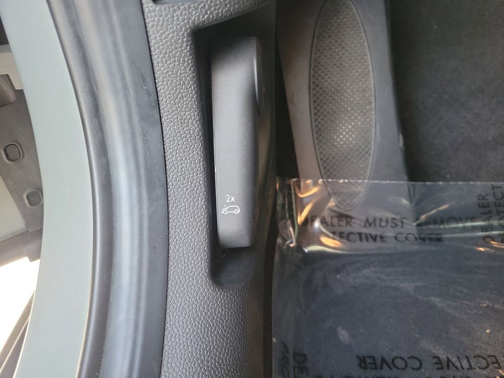 Used 2023 MINI Cooper S image 32