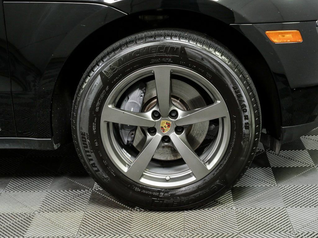Used 2017 Porsche Macan AWD image 38