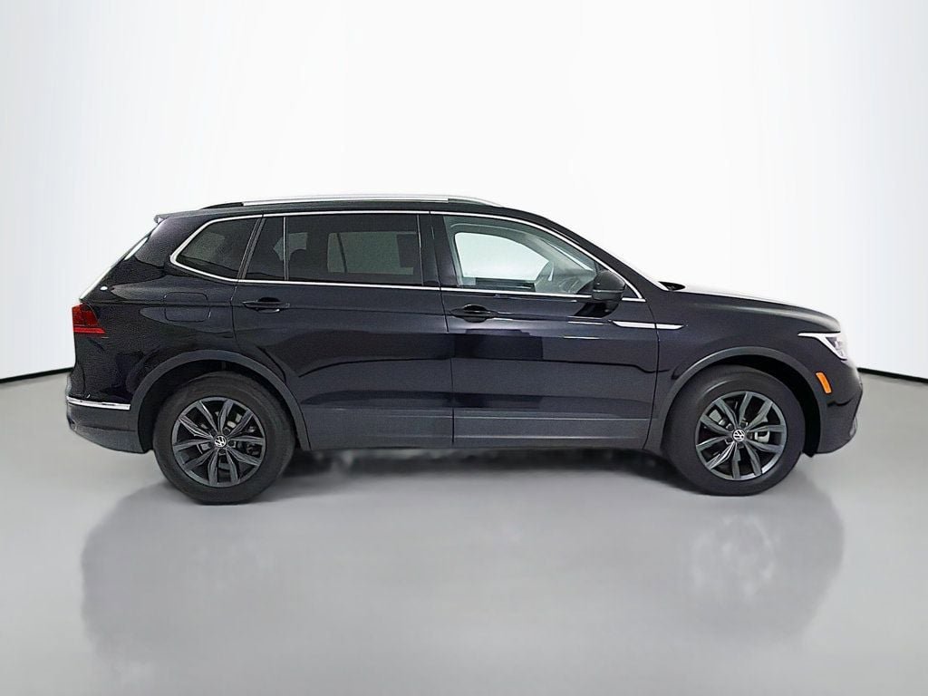 Used 2023 Volkswagen Tiguan SE FWD image 8