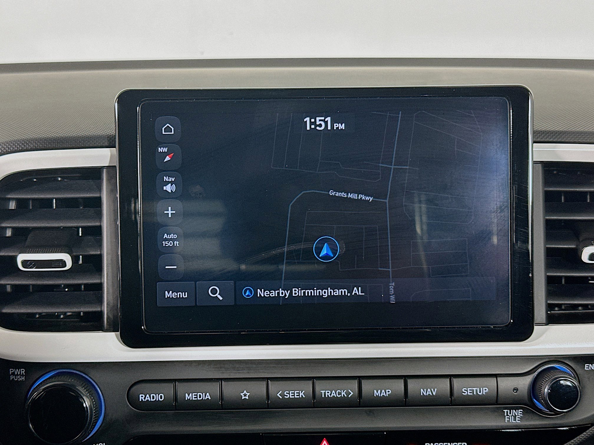 Used 2025 Hyundai Venue Limited image 22