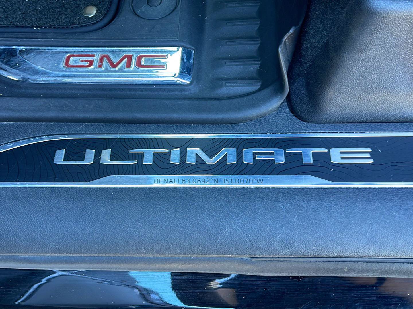 Used 2024 GMC Sierra 1500 Denali Ultimate AWD/4WD image 19