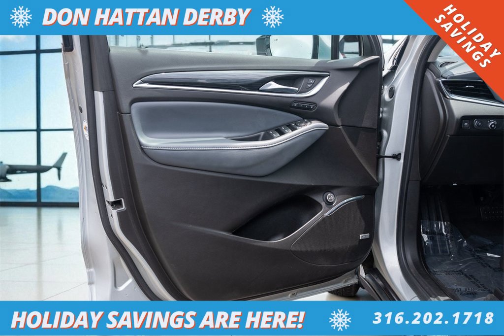 Used 2021 Buick Enclave Premium w/ Surround and Sites Package image 15