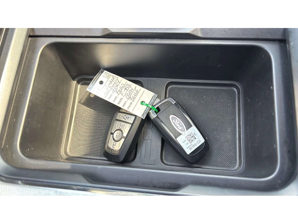 Used 2024 Ford F450 Platinum w/ FX4 Off-Road Package image 30