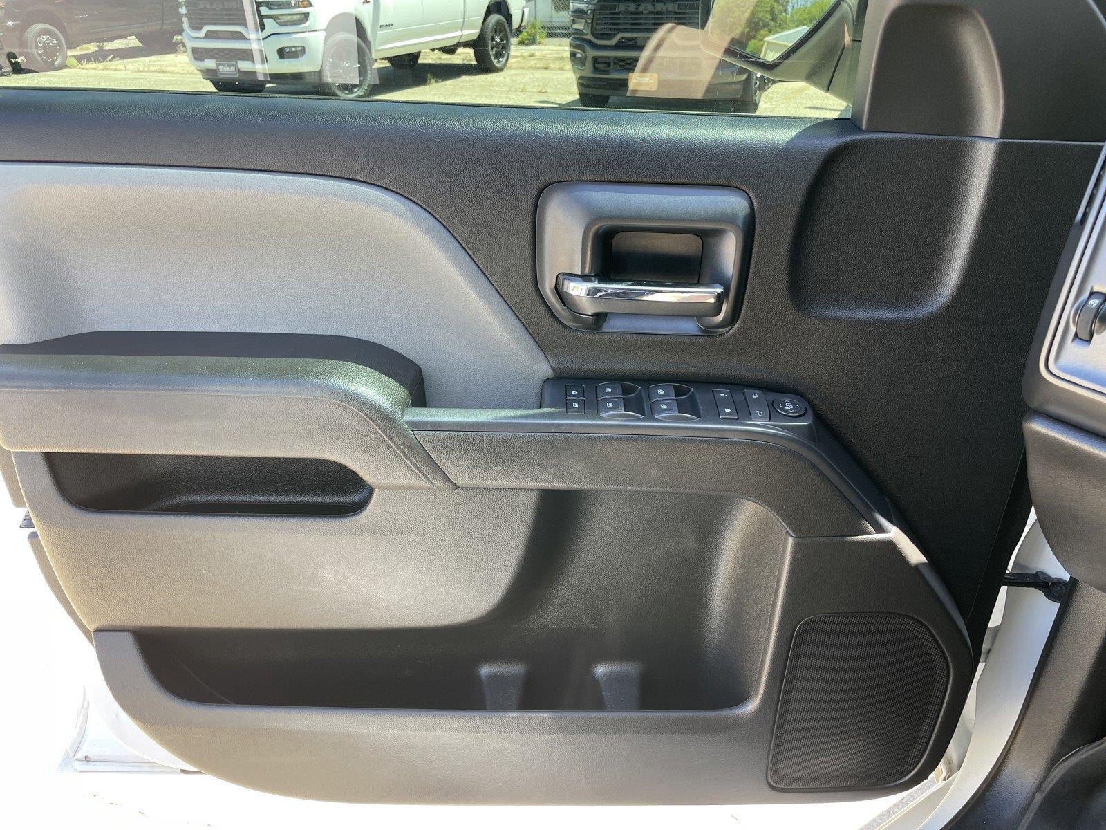 Used 2017 Chevrolet Silverado 2500 W/T w/ WT Convenience Package AWD/4WD image 32