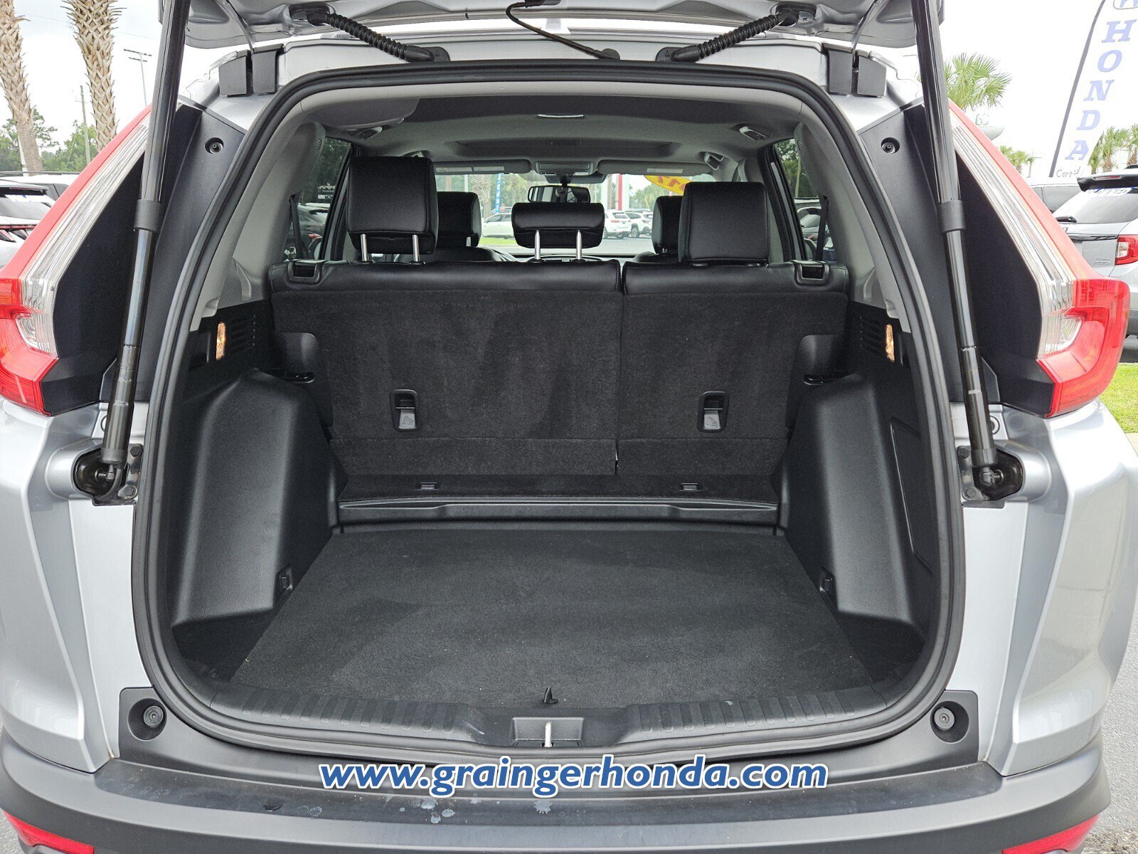 Used 2017 Honda CR-V Touring image 13