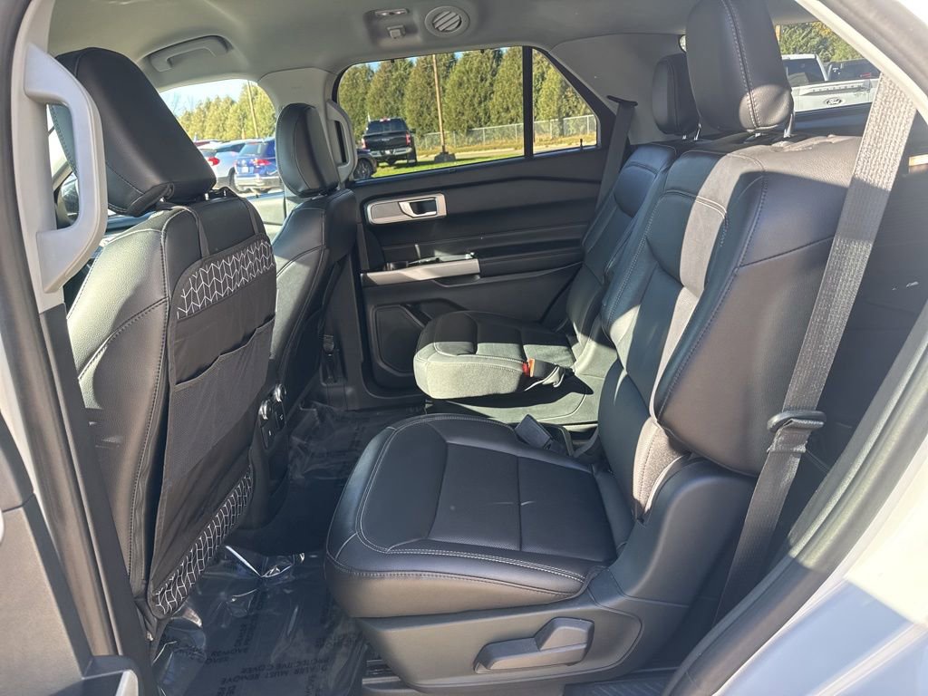Used 2021 Ford Explorer Limited w/ Equipment Group 301A image 20