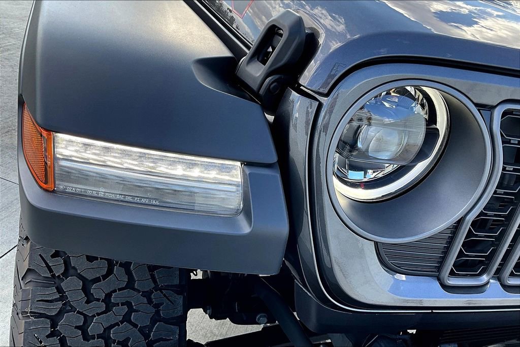 New 2025 Jeep Wrangler Unlimited Rubicon w/ Convenience Group image 20