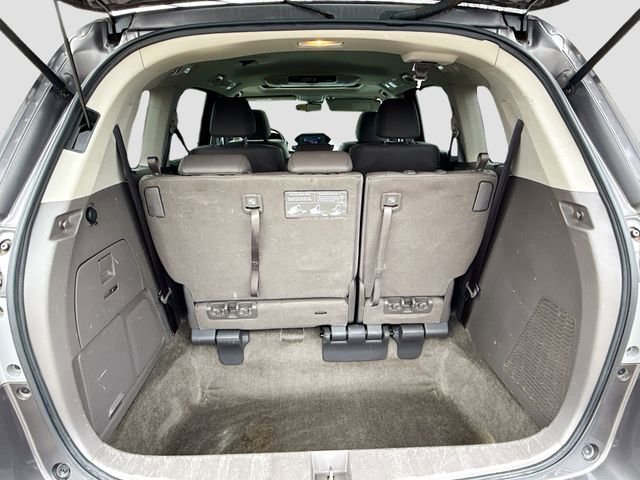 Used 2016 Honda Odyssey Touring Elite image 28