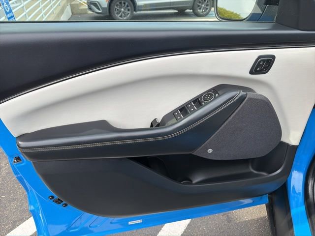 Used 2022 Ford Mustang Mach-E Premium image 14