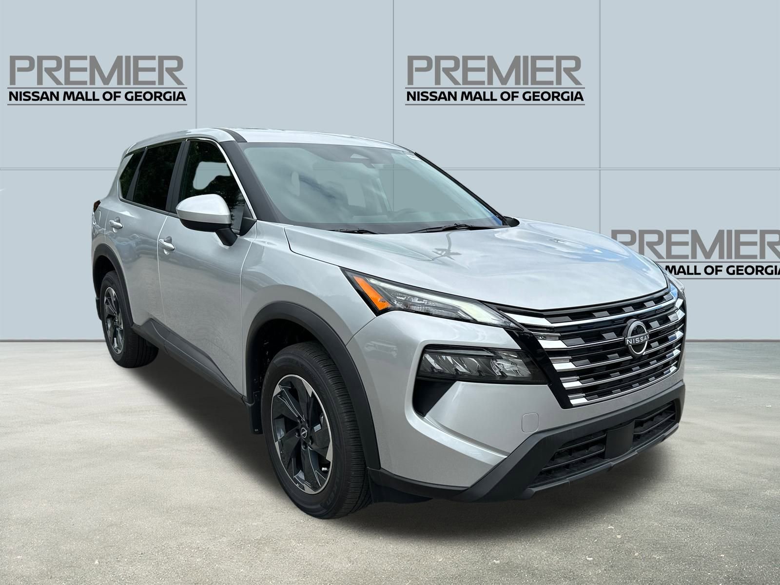 New 2025 Nissan Rogue SV image 3