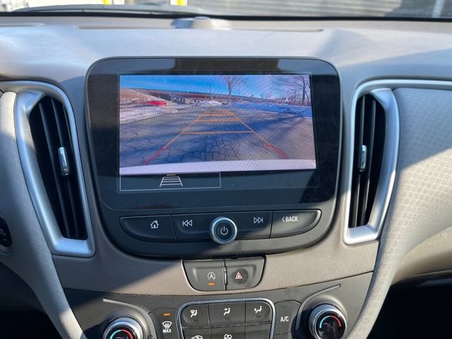 Used 2024 Chevrolet Malibu LT image 30