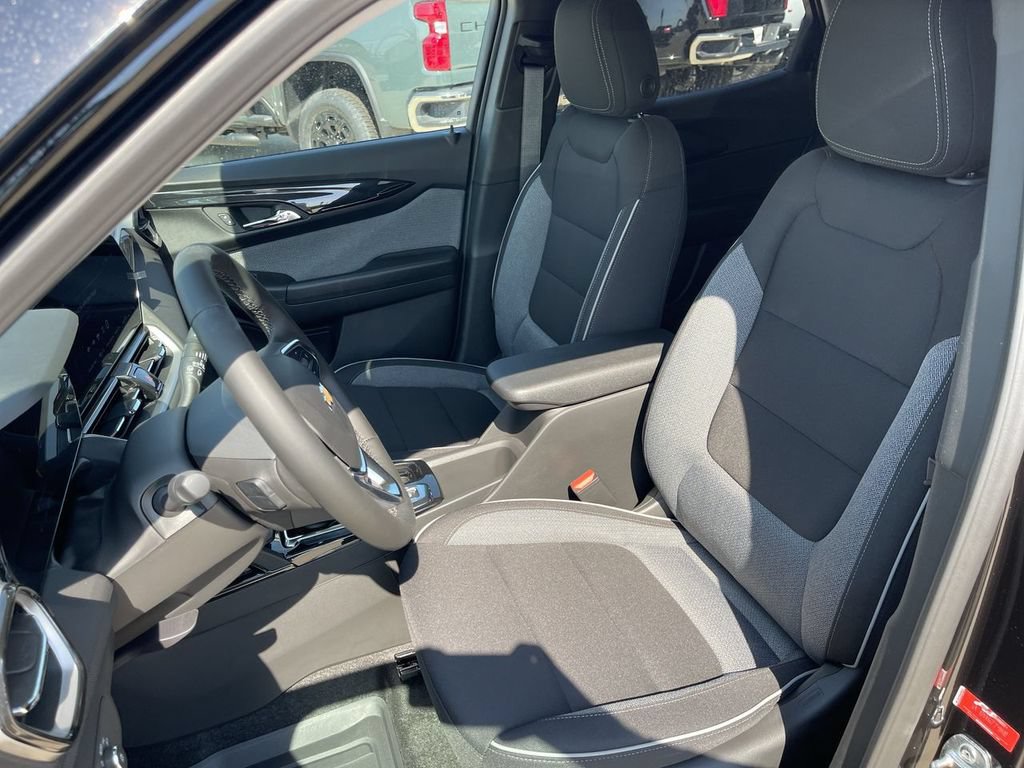 New 2026 Chevrolet TrailBlazer LT w/ Convenience Package AWD/4WD image 11