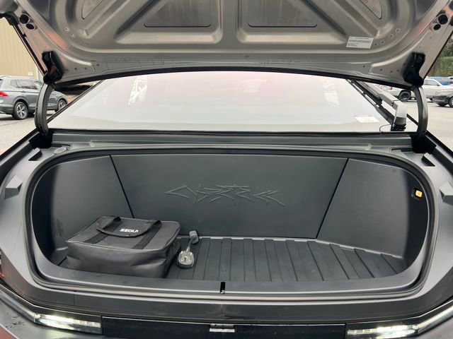 Used 2024 Tesla Cybertruck AWD Crew Cab image 48