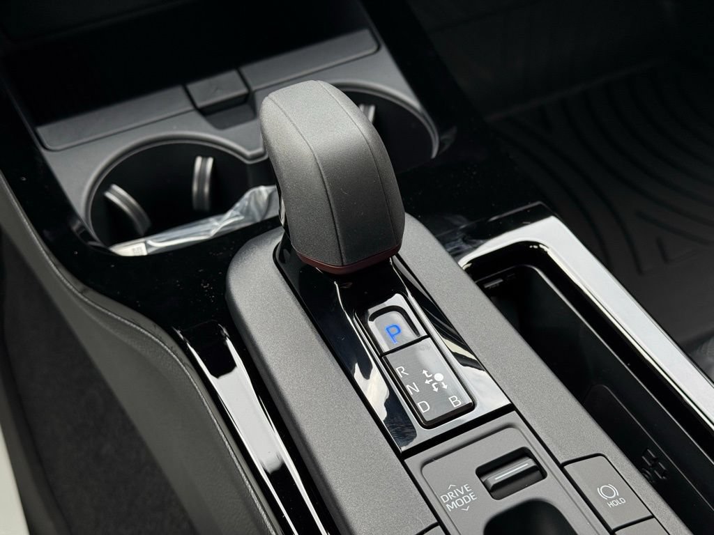 New 2026 Toyota Prius Plug-In Hybrid FWD image 22