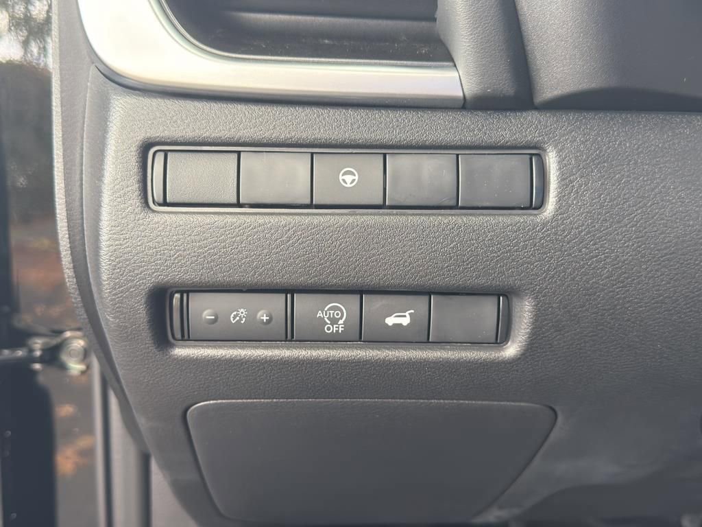 New 2026 Nissan Rogue SV image 21