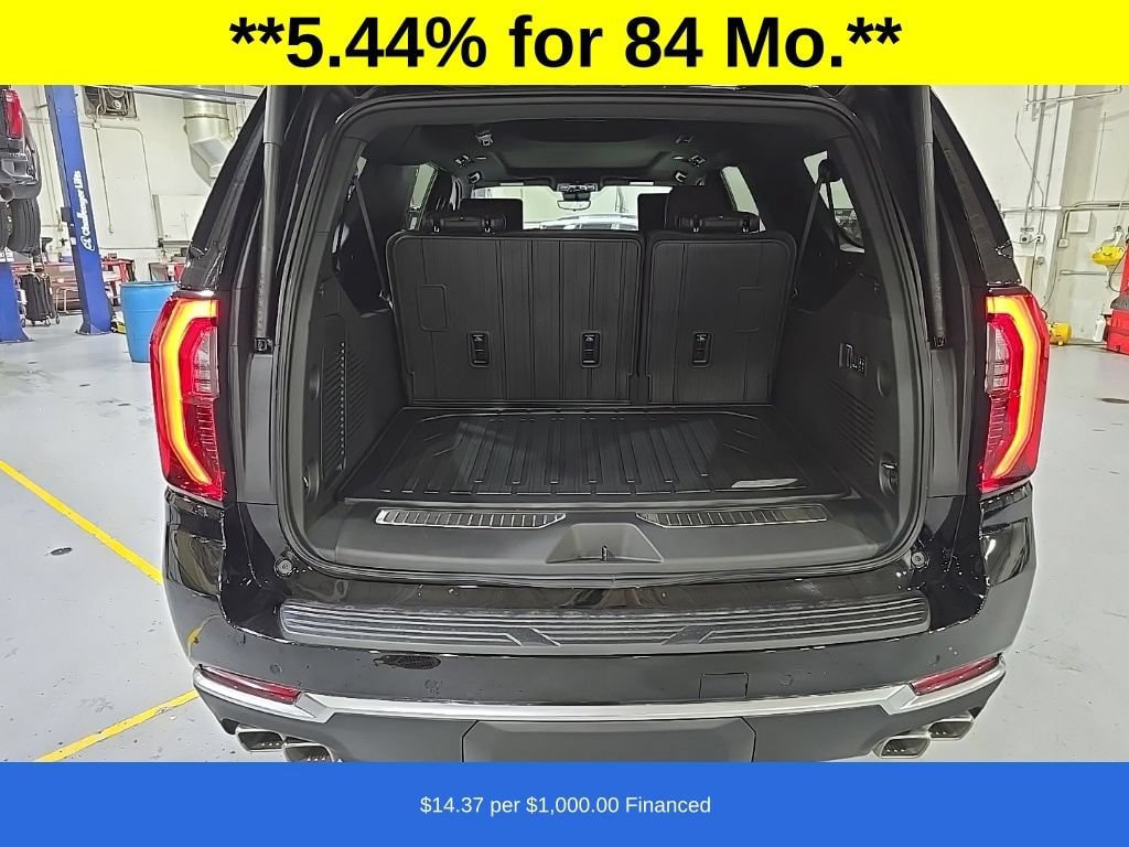 New 2026 GMC Yukon XL Denali w/ Denali Reserve Package AWD/4WD image 14