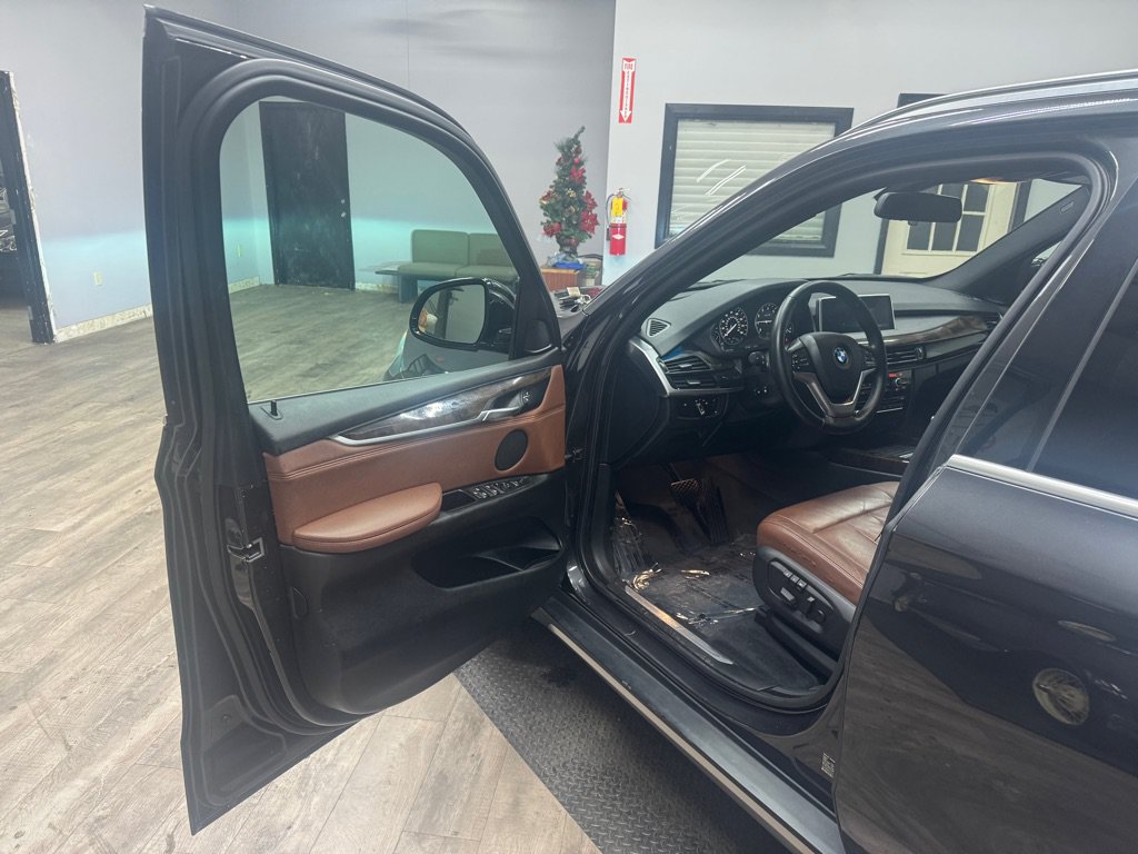 Used 2017 BMW X5 xDrive35i AWD/4WD image 11