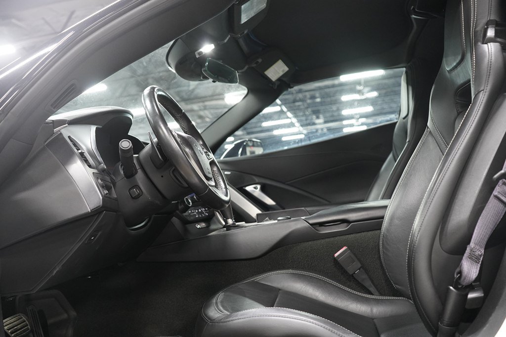 Used 2014 Chevrolet Corvette Stingray Coupe RWD image 10