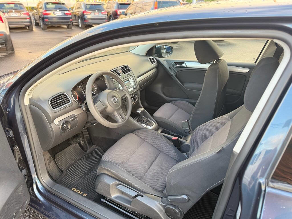 Used 2010 Volkswagen Golf 2-Door image 10